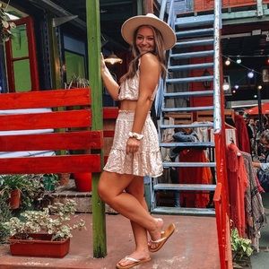 Peachy light pink set